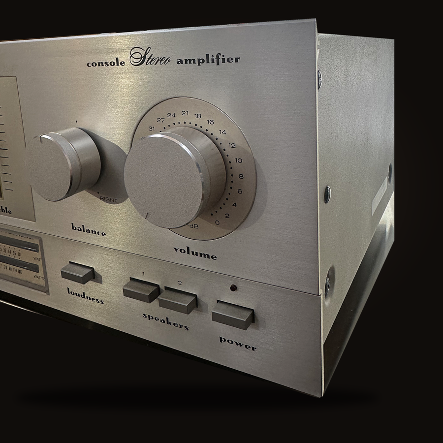 Marantz PM-410, dettaglio di volume, bilanciamento e tasti loudness, speakers e power